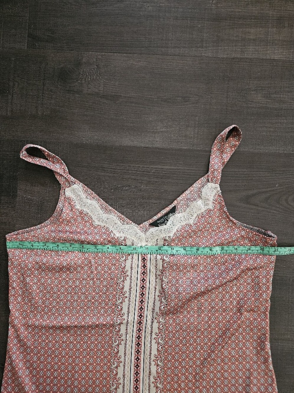 White House Black Market Geometric Satin Lace Trim Cami Top - Women's L - Picture 10 of 11